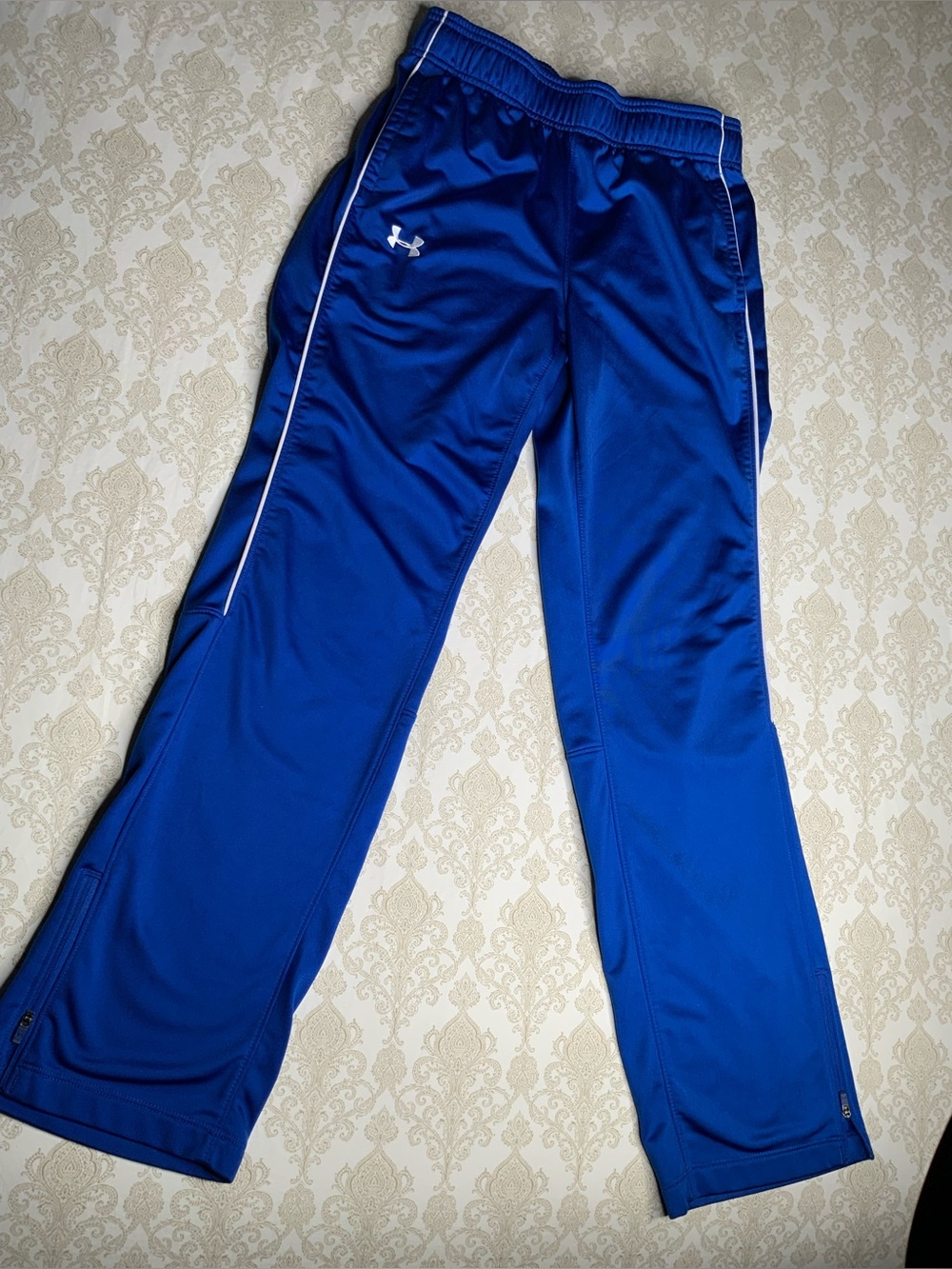 Under Armour Women’s Loose Fit Track Pants Small Royal Blue Ankle Zip